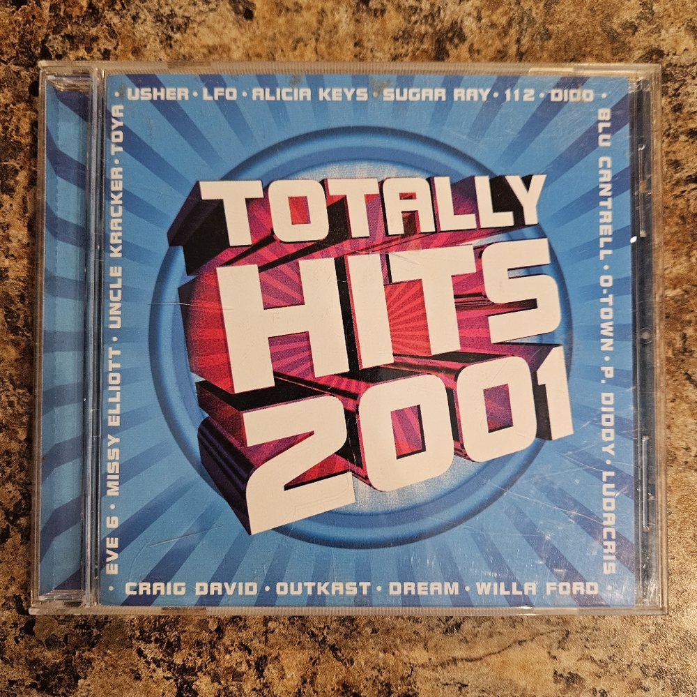 Totally Hits 2001 CD